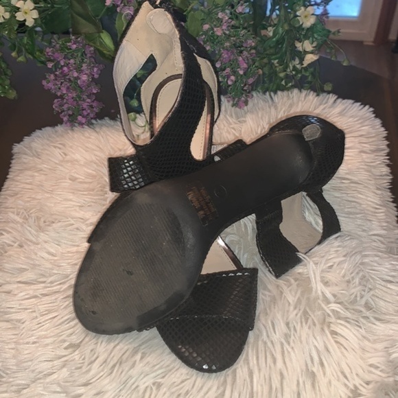 Cato Heels Ankle Strap Back Zip Black Snakeskin size 7 - Picture 7 of 8